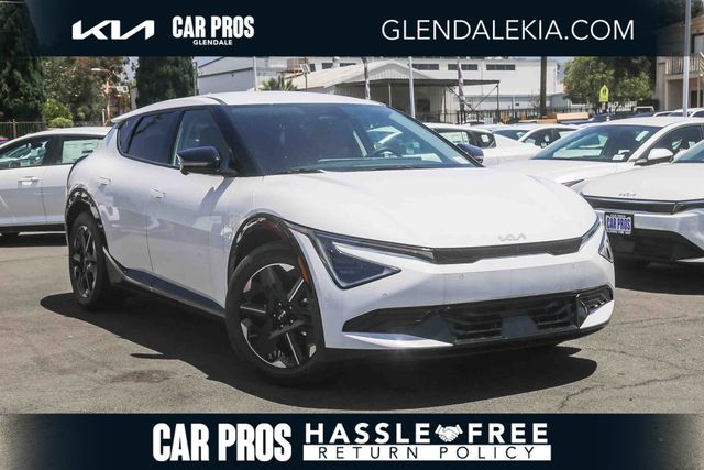 Glacial White Pearl 2026 Kia EV6 SUV / Crossover Rear-Wheel Drive 1-Speed Automatic
