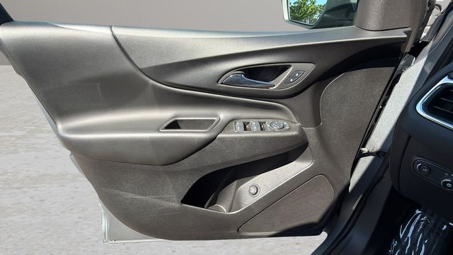 Used 2024 Gray Chevrolet LT image 17