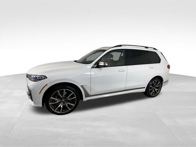 2022 BMW X7 M50i 3