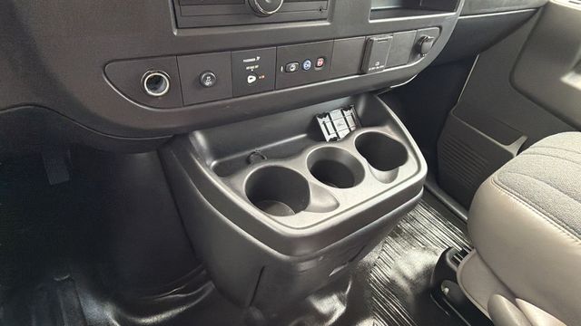 Used 2025 White GMC Work Van image 23