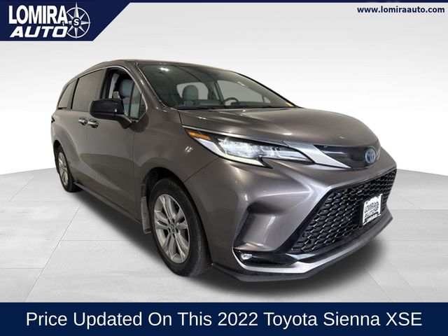 2022 Toyota Sienna XSE 7-Passenger AWD