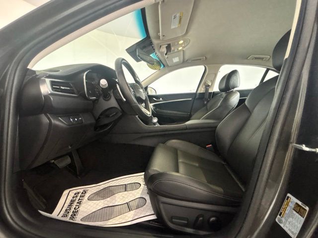 Used 2025 Genesis G70 Sedan
