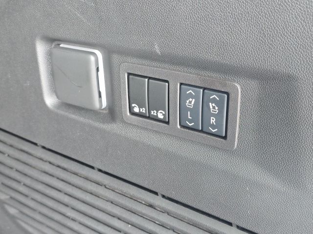 2024 Chevrolet Tahoe Premier:C02552