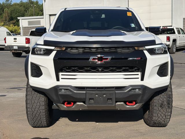 Used 2025 White Chevrolet ZR2 image 7