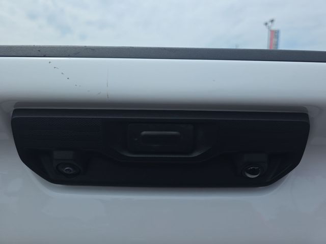 Used 2025 White Chevrolet LT image 14