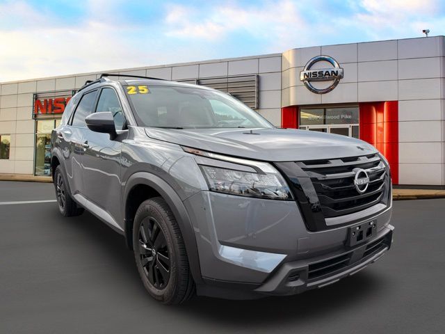 Gray (Gun Metallic) 2025 Nissan Pathfinder SUV / Crossover All-Wheel Drive 9-Speed Automatic