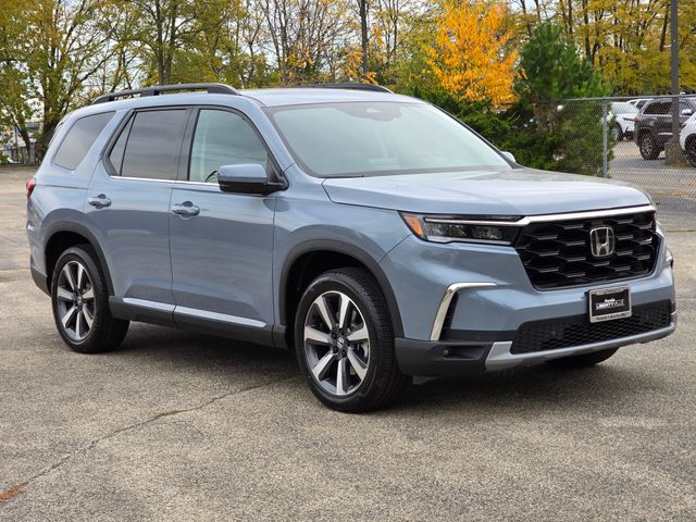 2025 Honda Pilot Touring 24