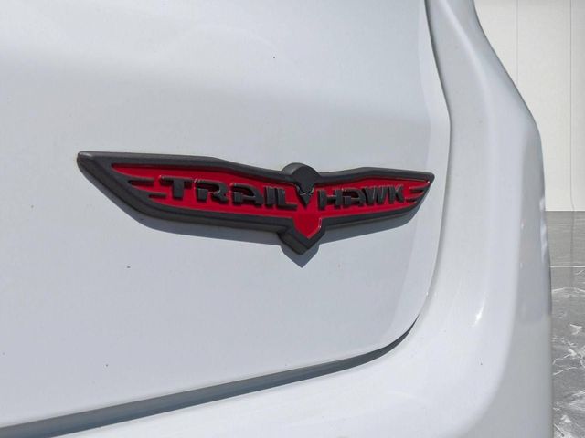 2025 Jeep Compass Trailhawk - Photo 10
