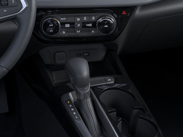 2025 Chevrolet Trax LT photo
