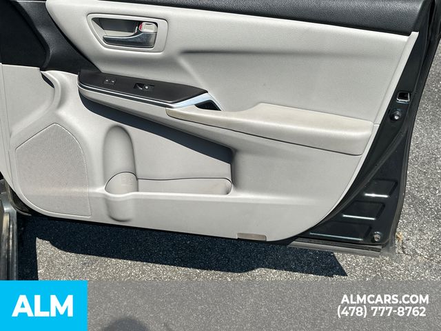 Used 2017 Gray Toyota LE image 16
