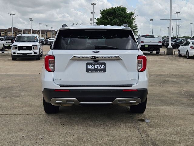 Used 2020 White Ford XLT image 4