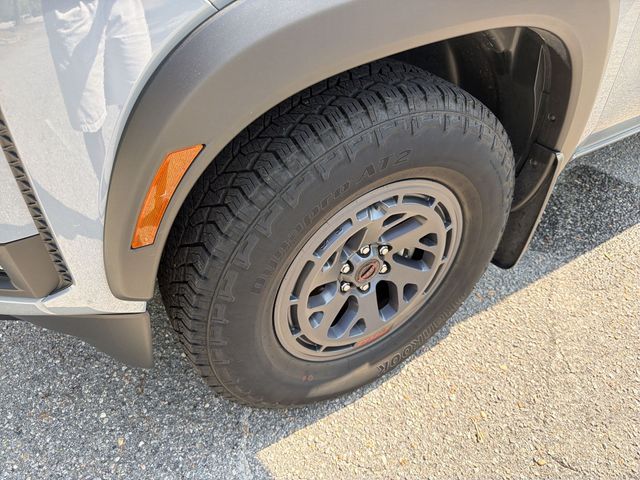 Used 2025 Gray Nissan PRO-X image 10