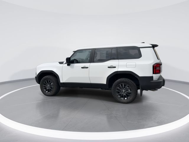 Used 2024 White Toyota 1958 image 5