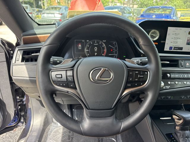 2025 Lexus ES - $43,998