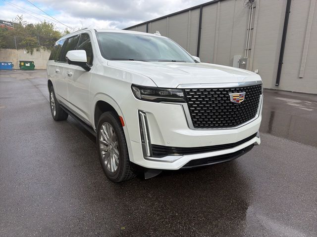 2022 Cadillac Escalade ESV Premium Luxury 4WD