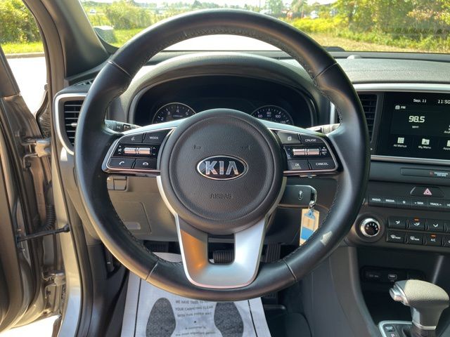 2021 Kia Sportage S 12