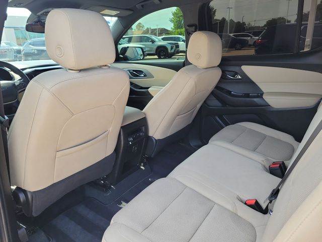 2023 Chevrolet Traverse LS - 11