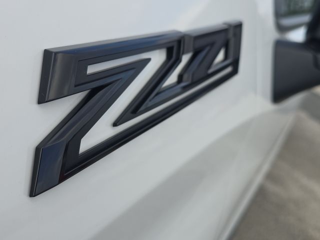 2023 Chevrolet Silverado 1500 RST:45411A