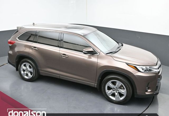used 2019 Toyota Highlander car, priced at $24,292