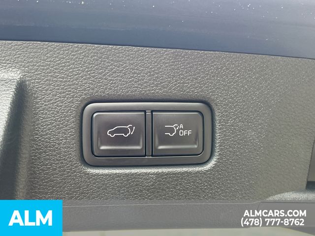 Used 2025 Black Kia S image 16