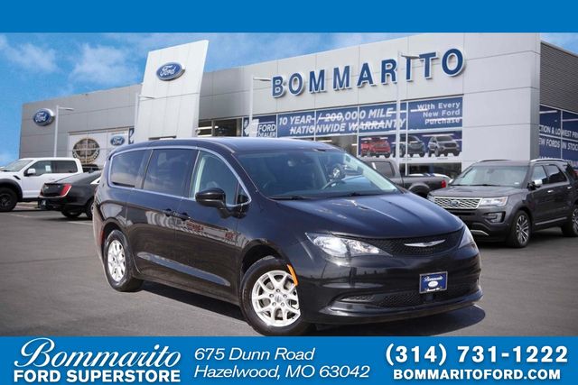 2023 Chrysler Voyager LX FWD