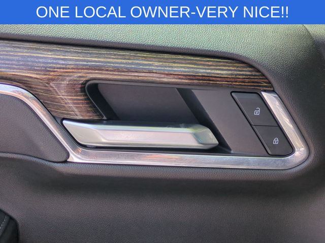 Used 2025 Silver GMC Elevation image 13