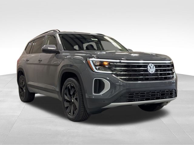 Pure Gray 2026 Volkswagen Atlas SUV / Crossover All-Wheel Drive 8-Speed Automatic