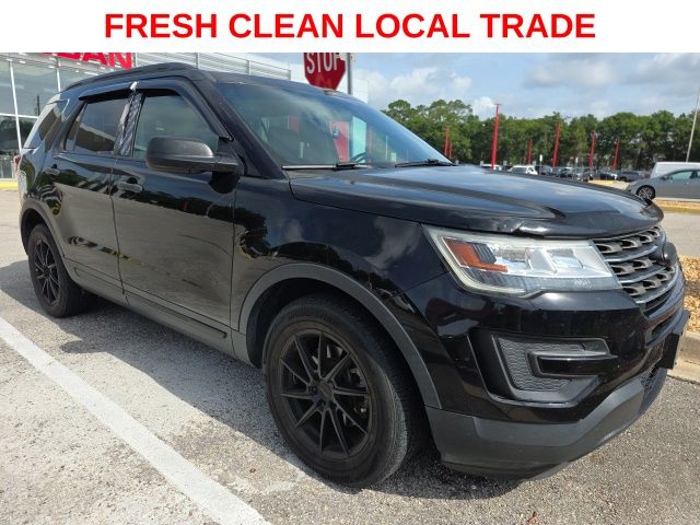 2017 Ford Explorer Base FWD's photo