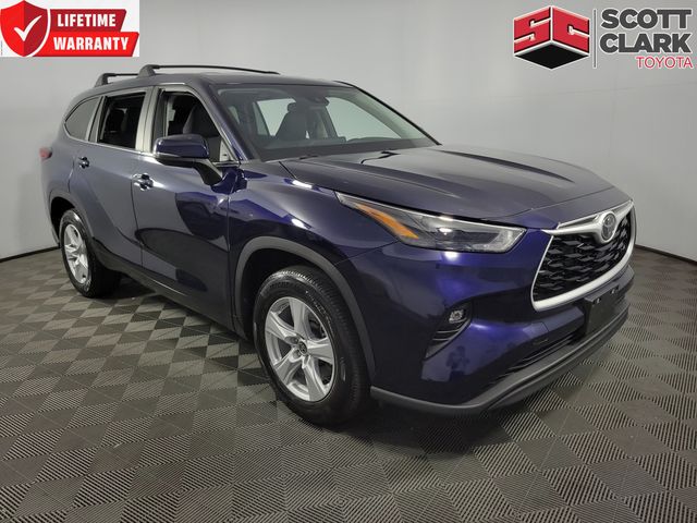 2023 Toyota Highlander LE