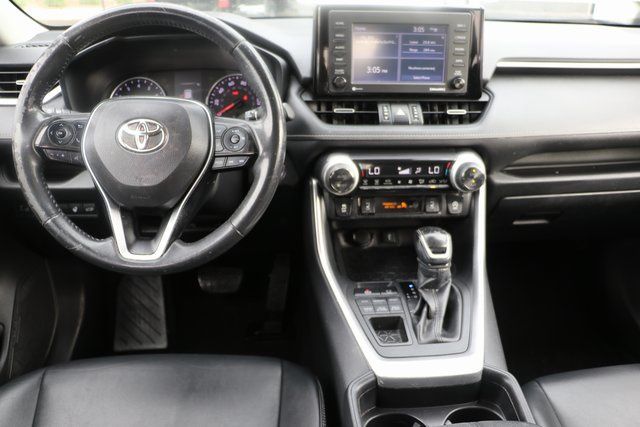 2021 Toyota RAV4 XLE Premium 4