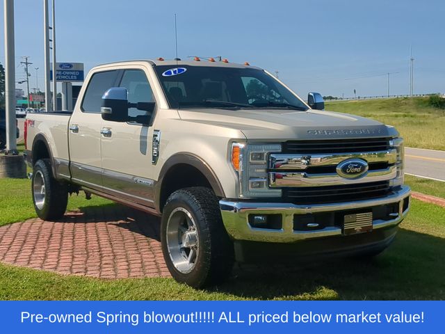 Used 2017 White Gold Metallic Ford King Ranch image 15