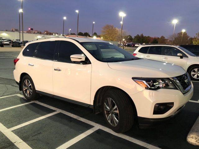 2017 Nissan Pathfinder SL 5