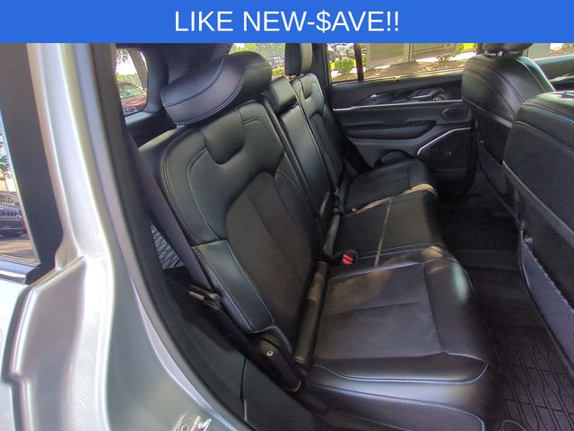 Used 2025 Silver Jeep Trailhawk 4xe image 35