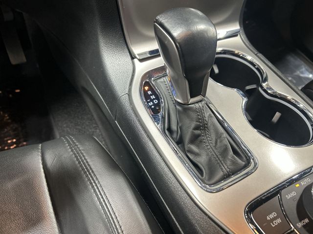 2021 Jeep Grand Cherokee Limited White at Cook Ford