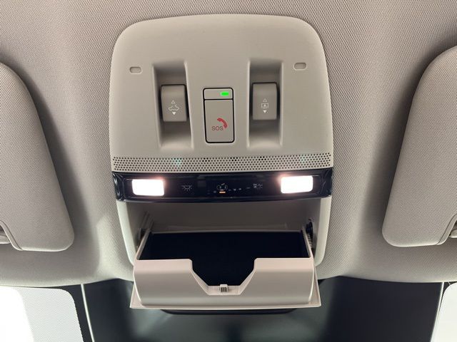2025 Everest White Pearl Tricoat Nissan Murano SL AWD SUV