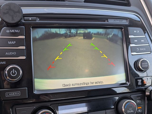 2017 Nissan Maxima - Image 25