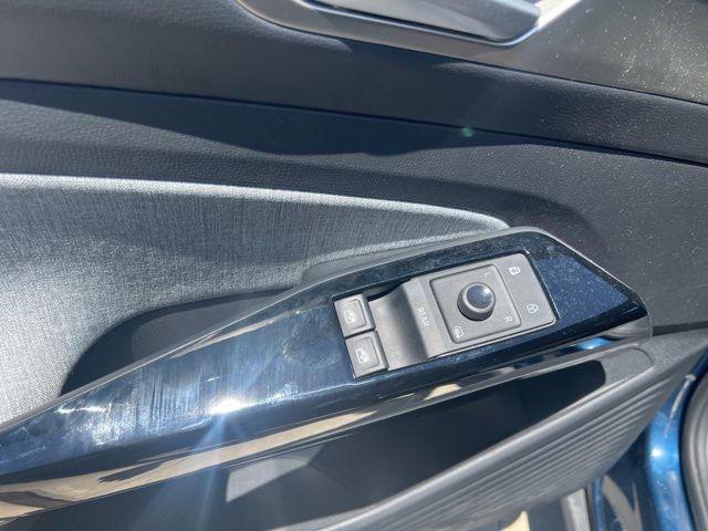 2023 Volkswagen ID.4 Pro Blue at Sutliff Volkswagen