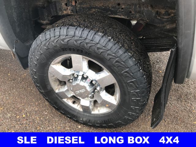 Used 2017  GMC SLE image 21