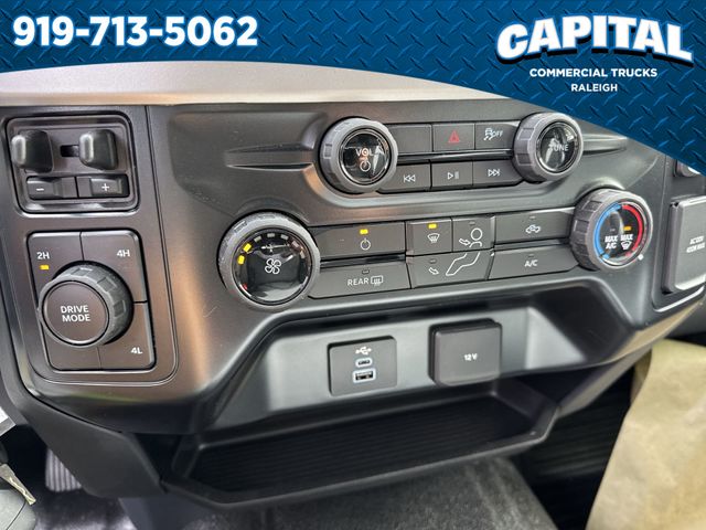 New 2026 White Ford 10FT DUMP/NO SIDES image 31