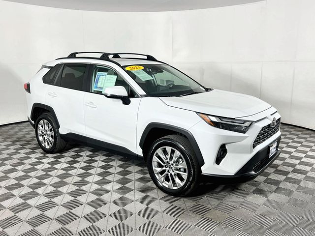 White (Wind Chill Pearl) 2025 Toyota RAV4 SUV / Crossover All-Wheel Drive 8-Speed Automatic