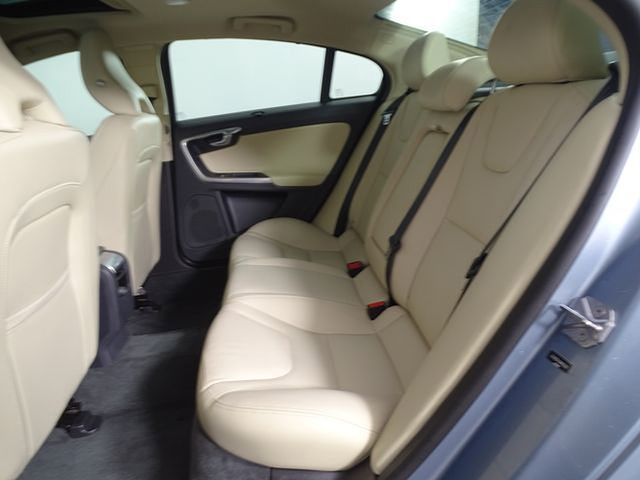 VolvoS60 Inscription14