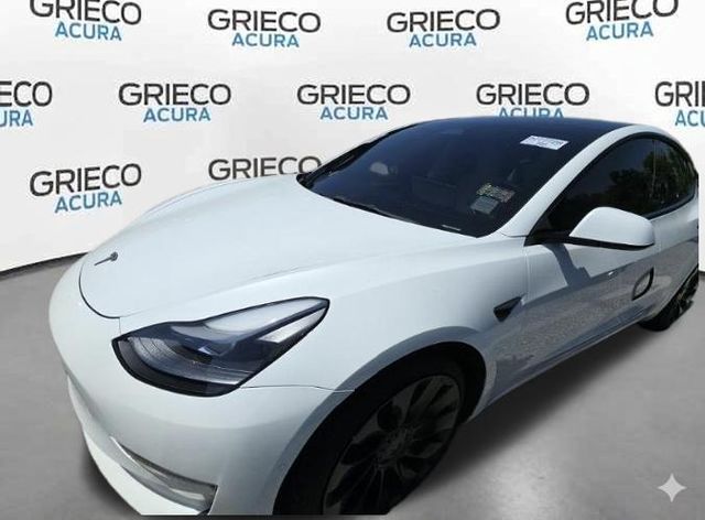 2022 Tesla Model 3 Performance Dual Motor All-Wheel Drive's photo