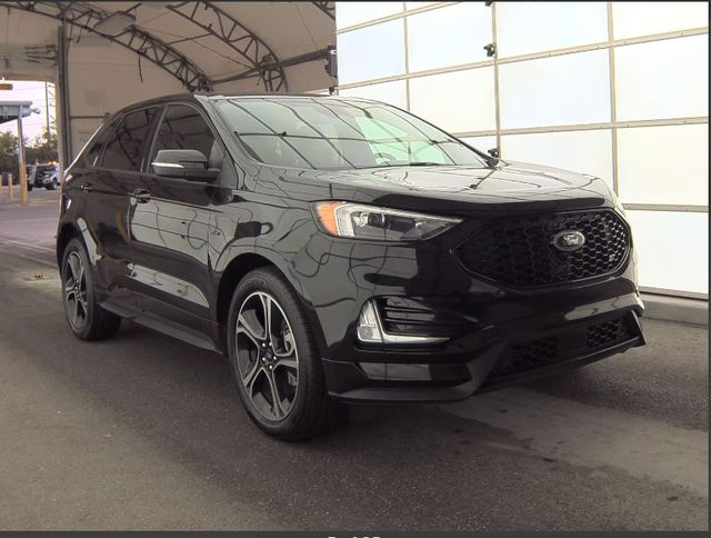 2021 Ford Edge ST 3