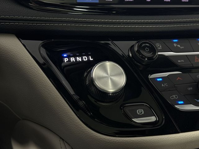 Used 2023 Chrysler Pacifica For Sale in Indianapolis, IN