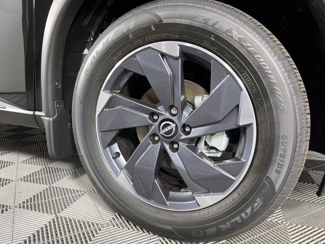 2025 Super Black Nissan Rogue SV FWD SUV