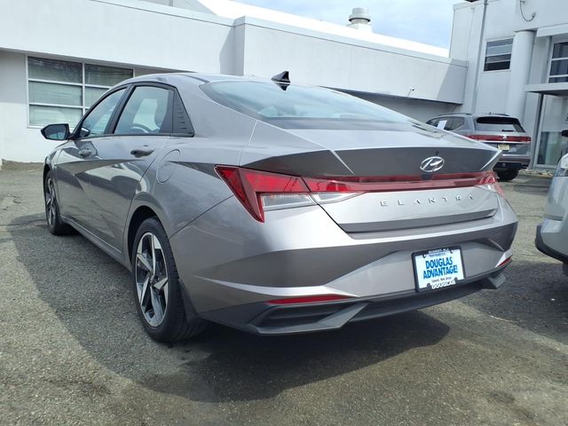 2023 Hyundai Elantra - Image 6