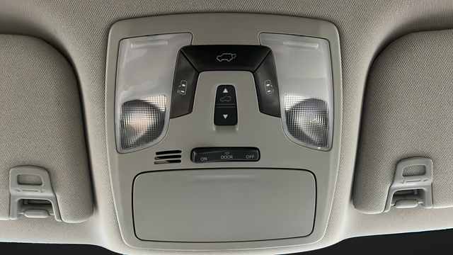 Used 2017 Predawn Gray Mica Toyota XLE image 32