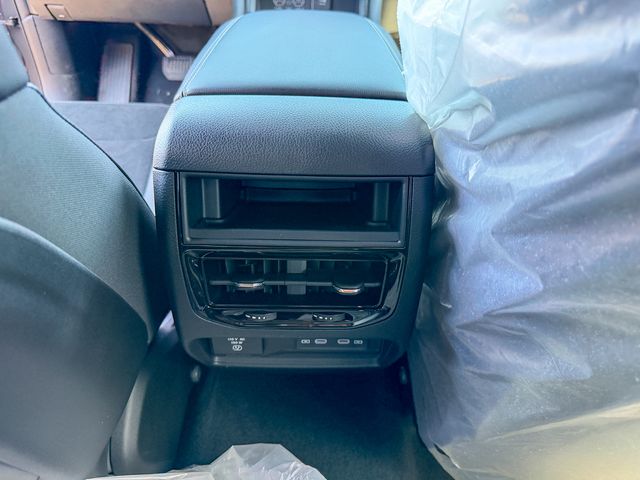 new 2026 Jeep Grand Cherokee car, priced at $37,525