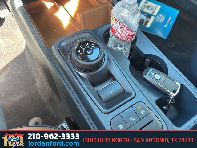 Used Car 2023 Ford Maverick  Lariat For Sale Under $30,000 In San Antonio, Texas