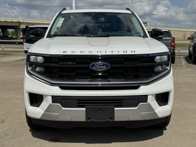 New 2026 White Ford Platinum image 3